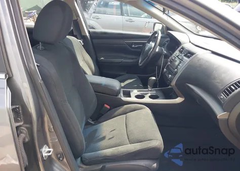 2015 Nissan Altima 2.5 Sv из США, поврежденный, VIN 1N4AL3AP5FC425672